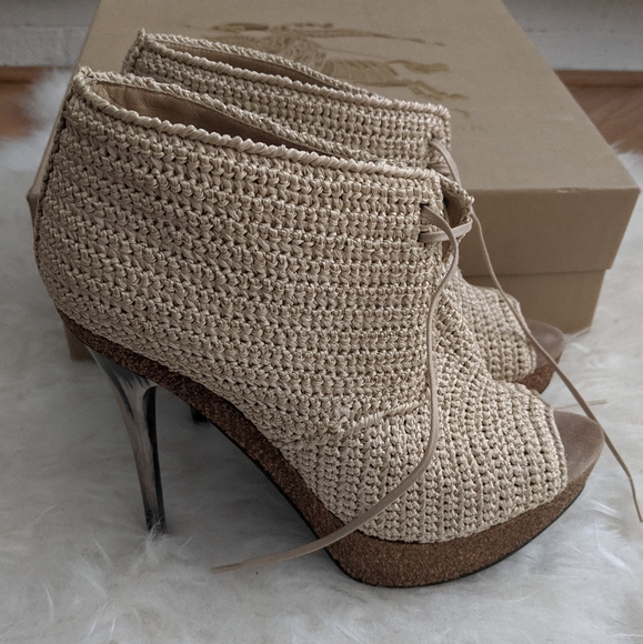 Burberry Darfield Crochet Peep Toe Booties - Picture 3 of 16